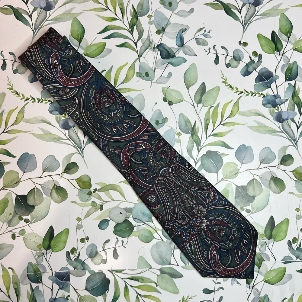 Christian Dior Green Paisley Print Silk Neck Tie